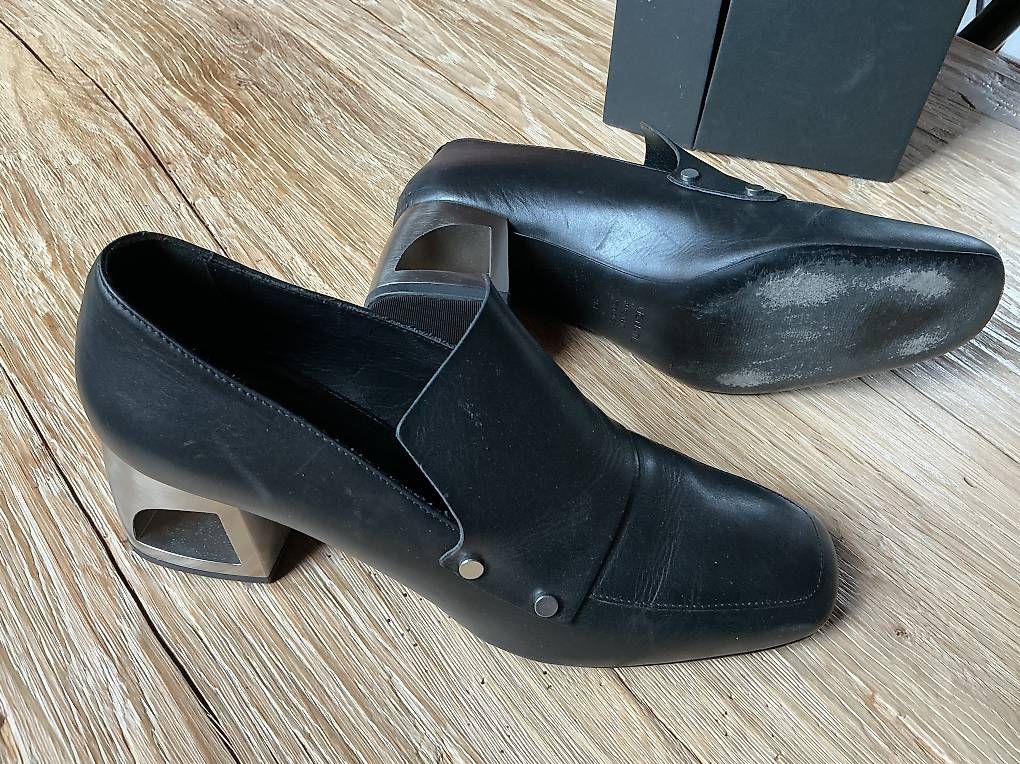 Damenschuhe: Schwarze Schuhe gr.38 – Gebraucht aus Freienstein von EAGLE007