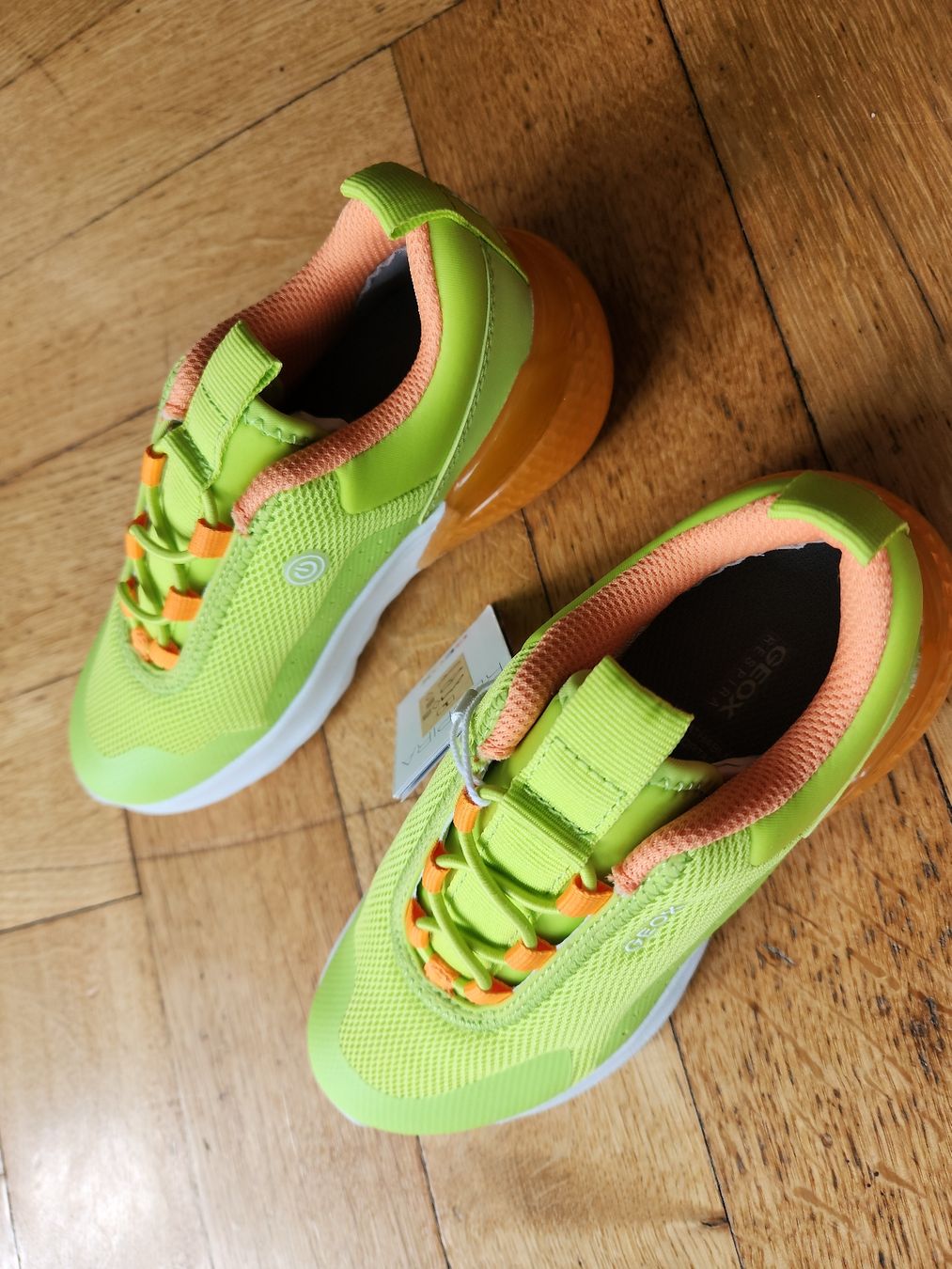 Geox Chaussures garçon: Activart Illuminus Junior – Neuf avec emballage d'origine à Territet par Cenh 5
