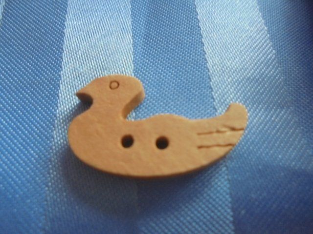 Bottoni: 30 Enten Holzknöpfe natur – Nuovo (secondo la descrizione) da Hinwil venduto da Glasperlen 1