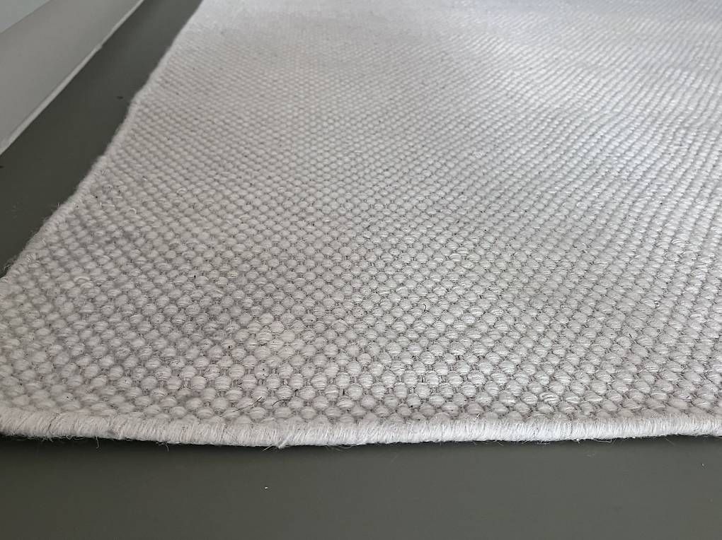 Tappeti: Teppich 100% Schurwolle weiss / beige – Usato da zürich venduto da Efi01 3