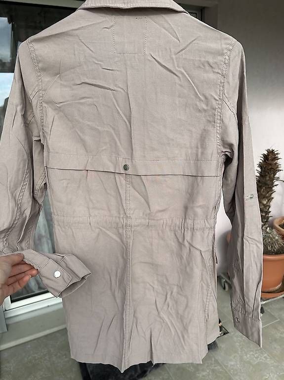 Cappotti: New Look Mantel/Trenchcoat – Usato da Niederbuchsiten venduto da idontknow. 2