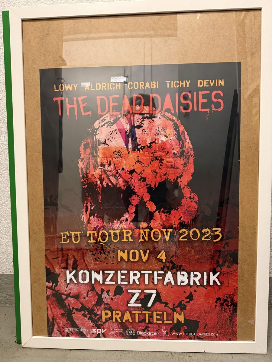 Poster & Bilder: Konzertplakat gerahmt – Gebraucht aus Affoltern am Albis von Partyfruit