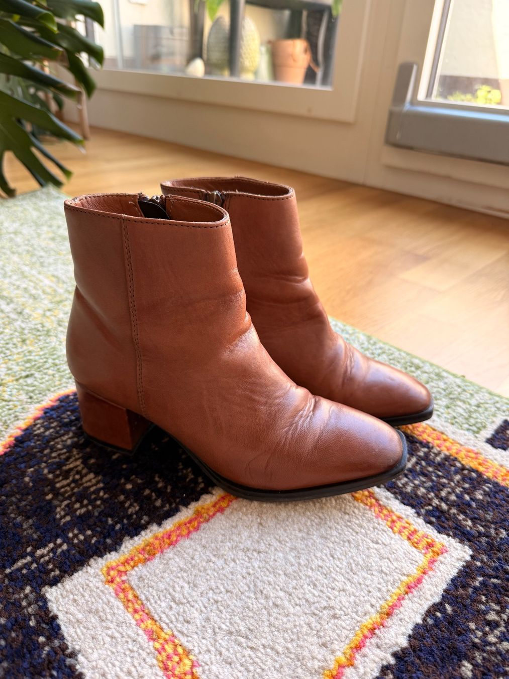 Damenschuhe: Lederstiefeletten, Cognacfarben, Gr. 36 – Gebraucht aus Winterthur von mir_y9d6