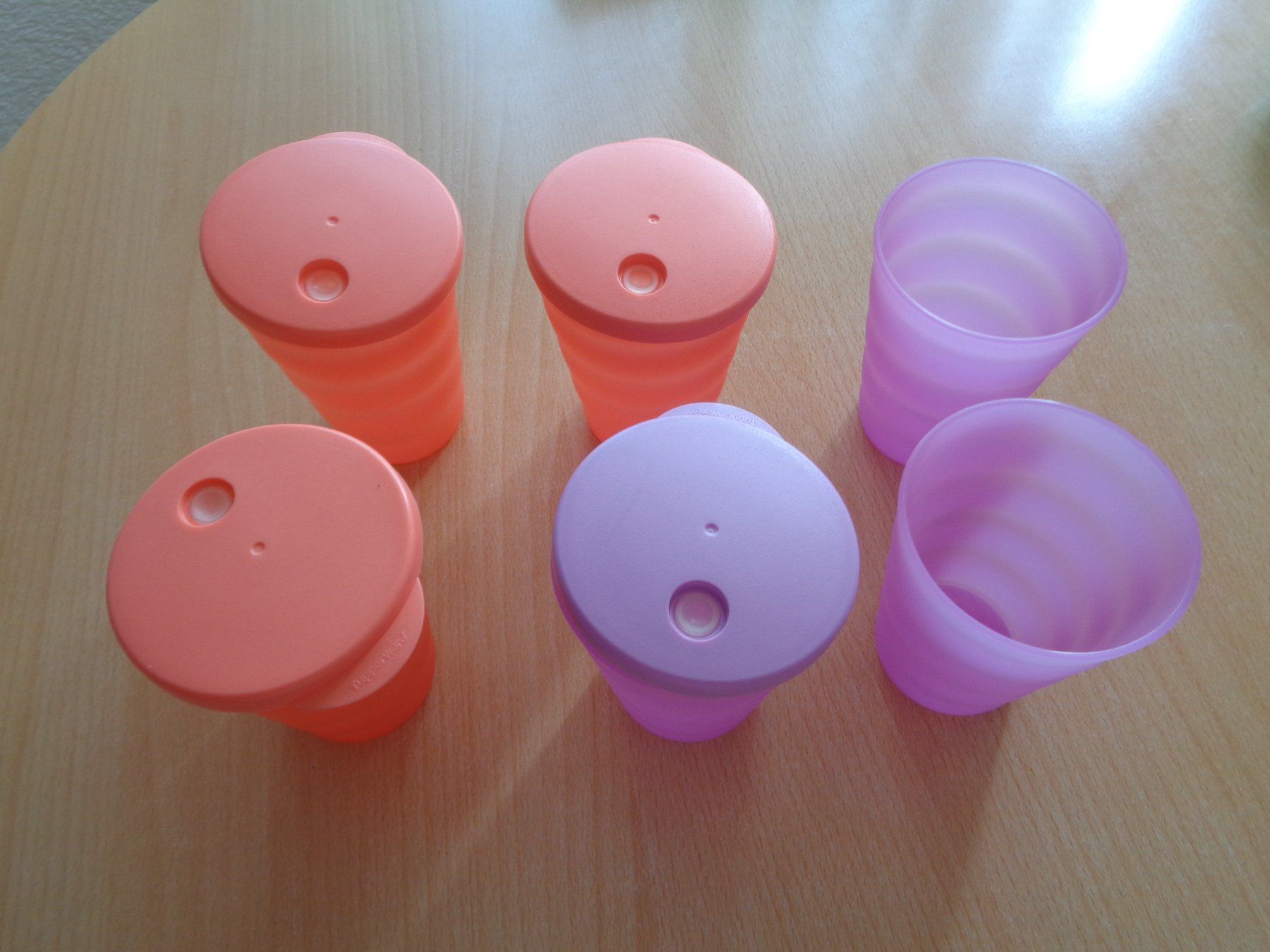 Tupperware Contenitori & Simili: Tupperware 6 Strohhalmbecher – Usato da Dietikon venduto da chroetli77 1