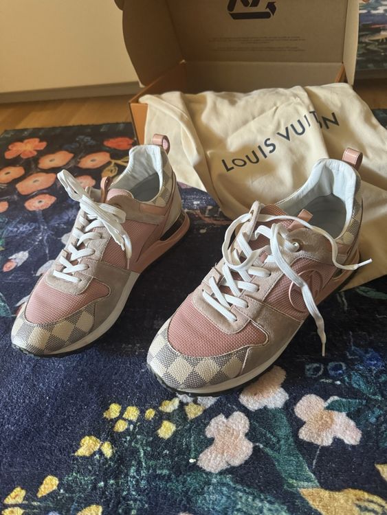 Louis Vuitton Run Away Sneaker Gr. 41 store