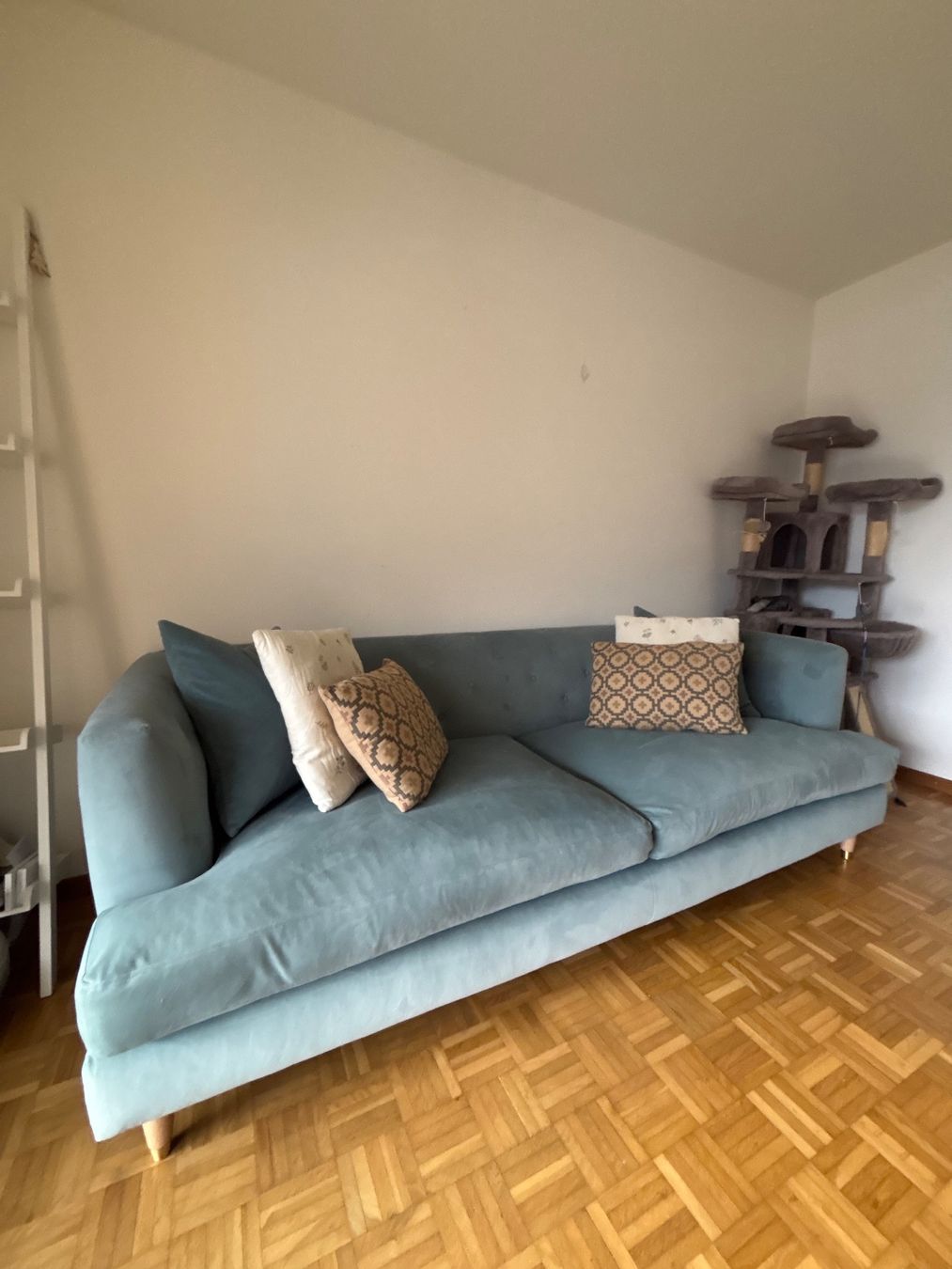 Sofas: Chesterfield blaues Sofa – D'occasion à Chur par ell_mrc2 2