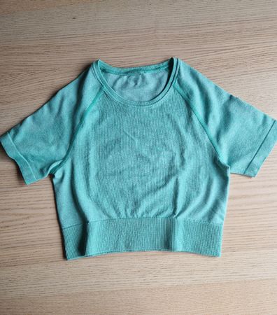 Kurzes Sportshirt Damen mintgrün Grösse 34/36