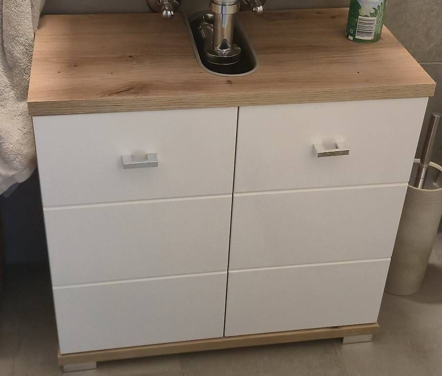 Installations & Meubles: Badezimmermöbel set – D'occasion à Effretikon par Zanx