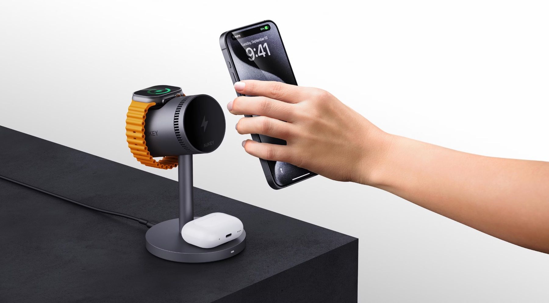 Aukey Caricabatterie: Ladestation AUKEY Qi2 15W Wireless Charger – Usato da Dietikon venduto da The-Star-Shop 3