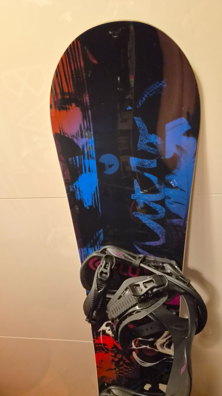 Snowboard Nitro Boards: Nitro Snowboard 146cm inkl. Bindung – Gebraucht aus Oberrieden von Raja011 1