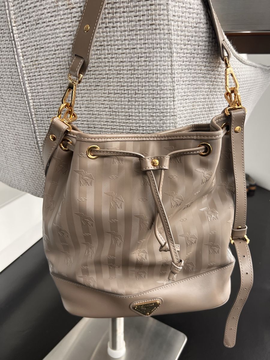 Maison Mollerus Taschen für Damen: Maison Mollerus Tasche – Gebraucht aus Frasnacht von feeg