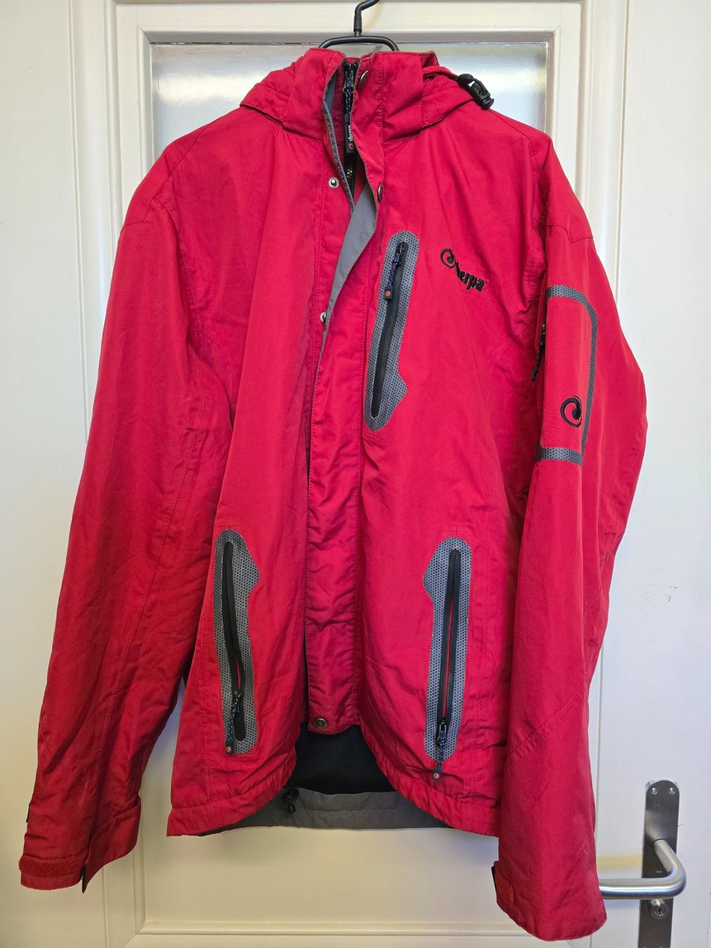 Sherpa Giacche: Sherpa Jacke Grösse L – Usato da Schönenwerd venduto da Chez_Mimi