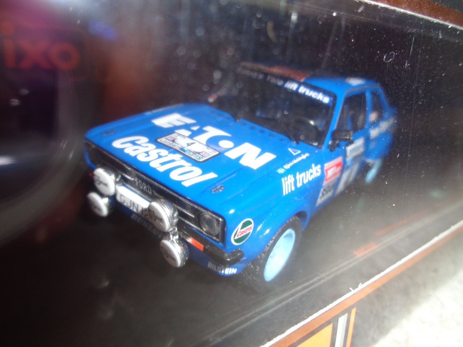Ford Modellini d'auto: Ixo 1:43 Ford Escort MKII Rallye – Nuovo e nell'imballaggio originale da Reconvilier venduto da rallycar 1