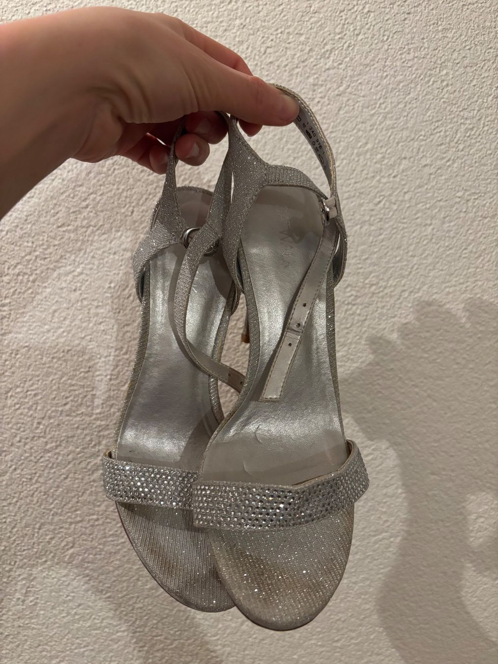 Scarpe da donna: Pumps – Usato da Bern venduto da Iuliia_novova