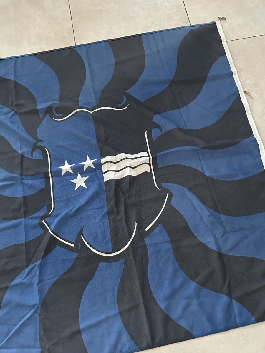 Fahnen: Grand drapeau du canton d’Argovie   – Gebraucht aus Thierrens von Bigla 1