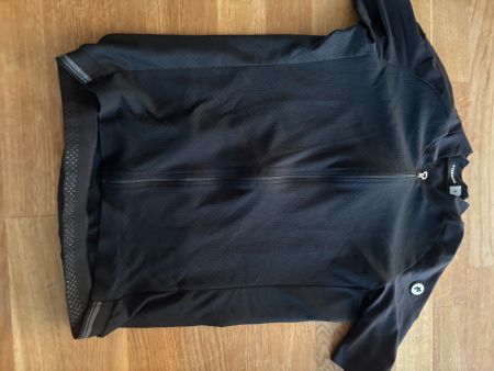 2  mal ein Assos Herren Rennradshirt gr S