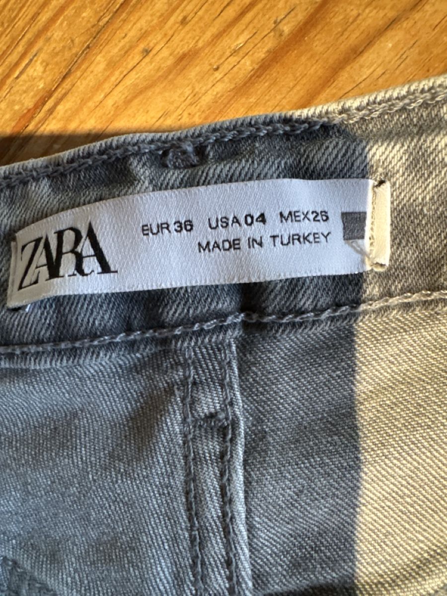 Zara Jeans: Zara Jeans grau Gr. 36 – D'occasion à Mauren par ducducturi 1