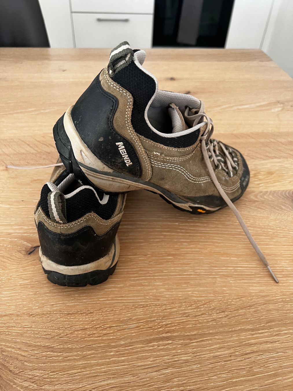 Meindl Herrenschuhe: Meindl Wanderschuhe – Gebraucht aus Oberwil-Lieli von Jo-Ke 1