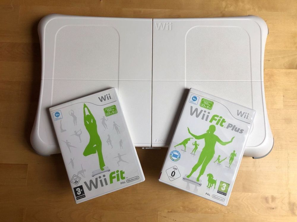 NINTENDO Wii Balance Board inkl. Spiele Fit & Fit plus Kaufen auf