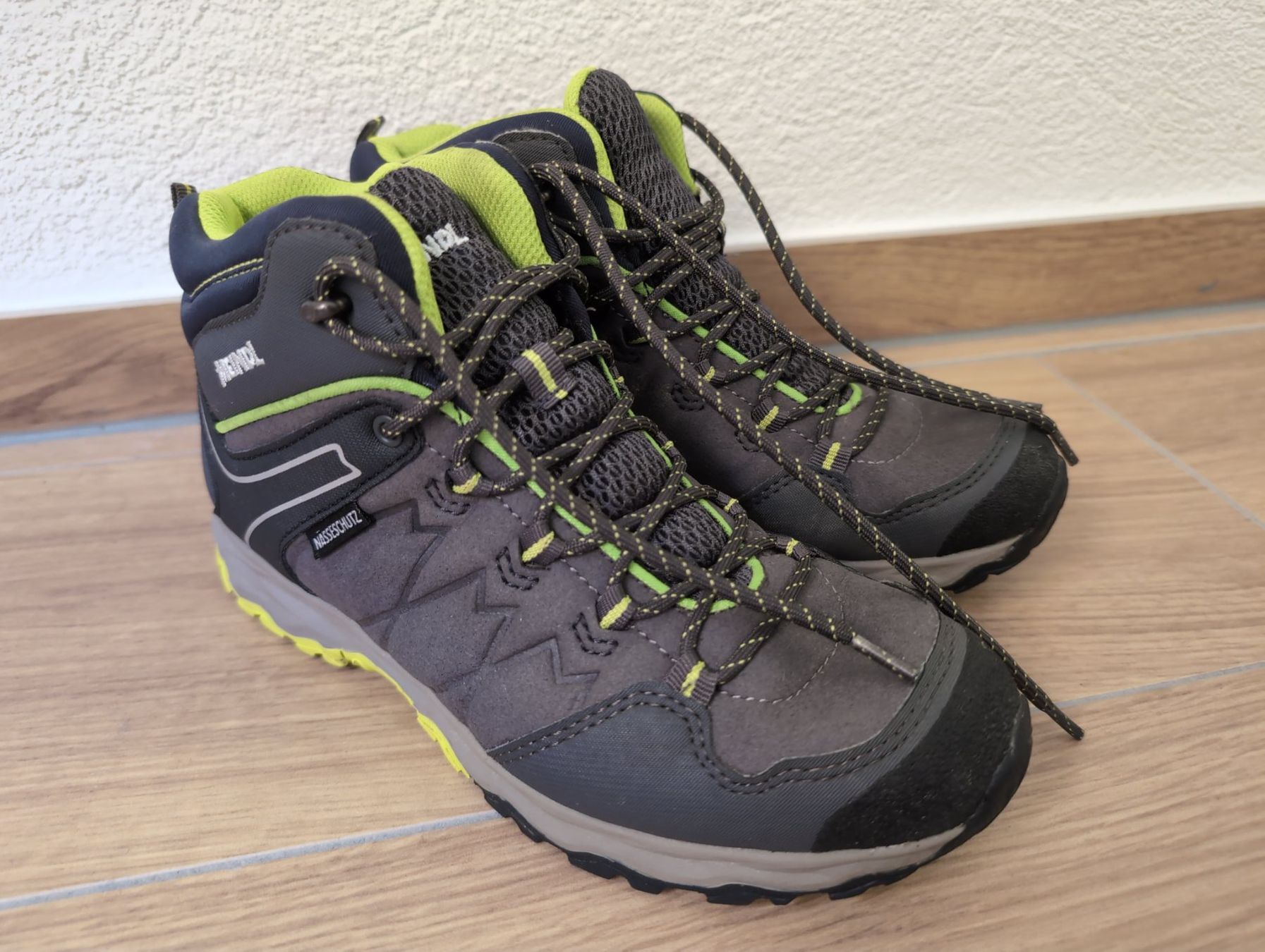 Meindl Damenschuhe: Meindl Wanderschuhe, Grosse 36, Fast wie neu – Gebraucht aus Morschach von be_la 7