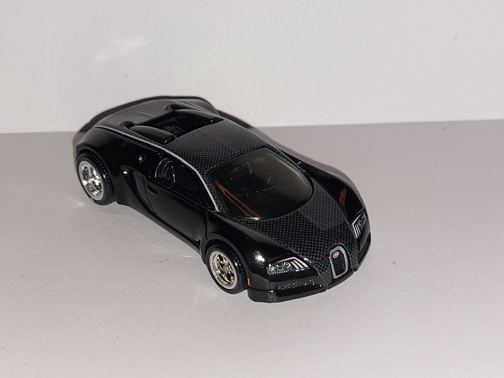 Hot Wheels Modellini d'auto: Hot Wheels Premium Bugatti Veyron – Usato da Reinach BL venduto da vwbora75