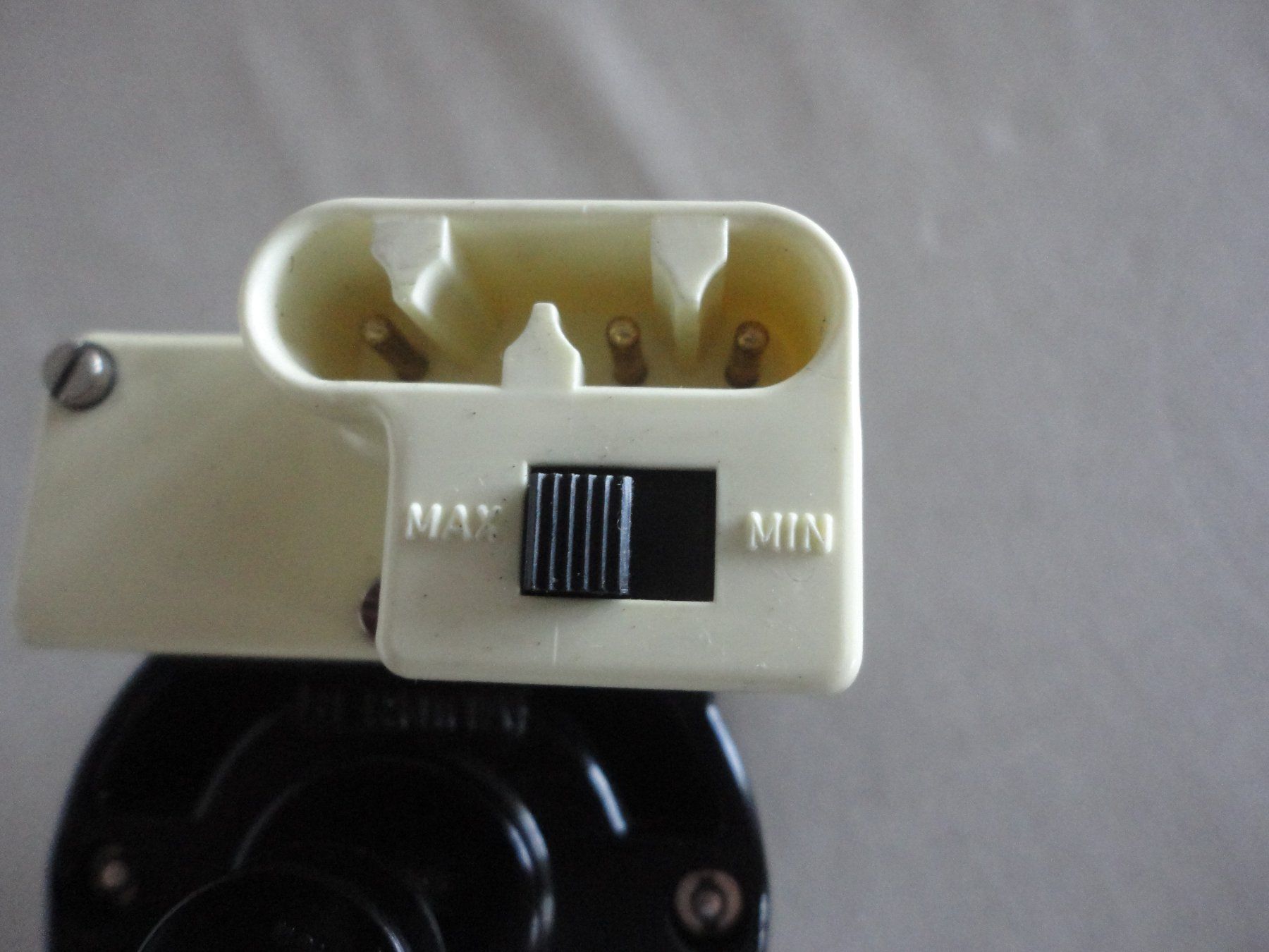 Bernina Macchine da cucire: Bernina 730 moteur – Usato da Morges venduto da toutoccaz 3