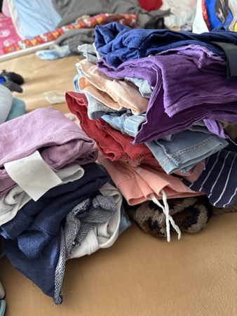 Kinderkleidung und Schuhe diverse Grössen gebraucht