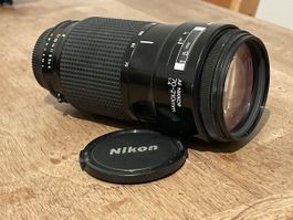 Objektiv Nikon AF Nikkor 70-210mm 1:4