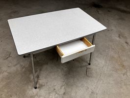 Alter Küchentisch - Vintage - Antik - Tisch Esstisch