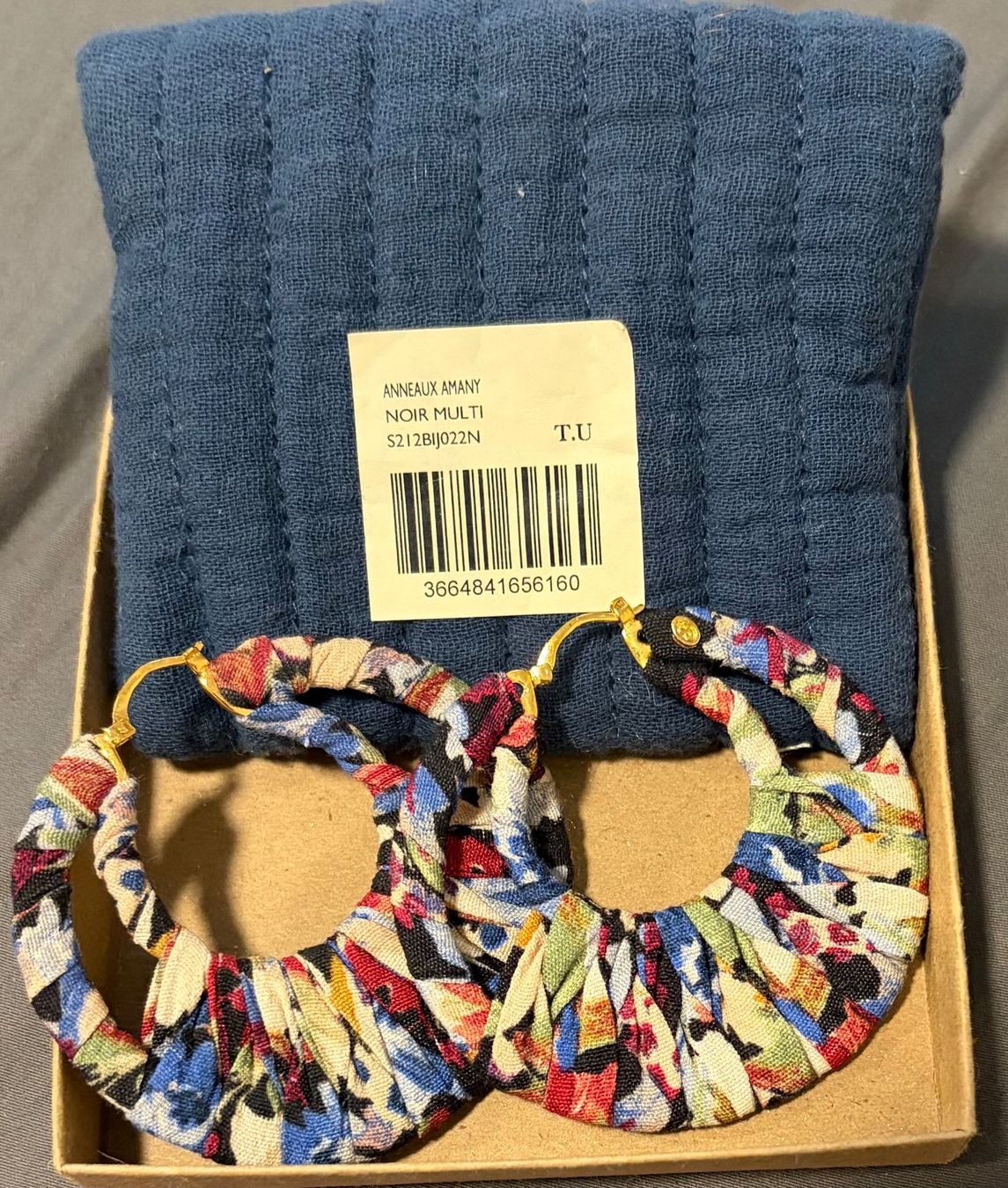 Sezane Ohrringe & -stecker: Neu Sézane Amany Ohrringe Noir – Neu und originalverpackt aus Hedingen von muse10