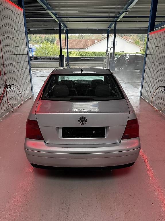 Automobili: VW BORA 1.8 T – Usato da Wil SG venduto da bul_nth5 1
