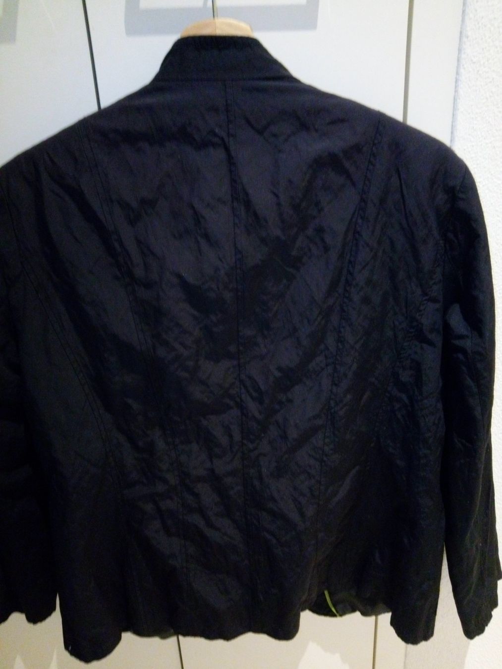 Giacche: dunkelblaue Jacke, mit leichtem Glitzer Effekt, in 40 – Usato da Schwyz venduto da s.verkauf 5