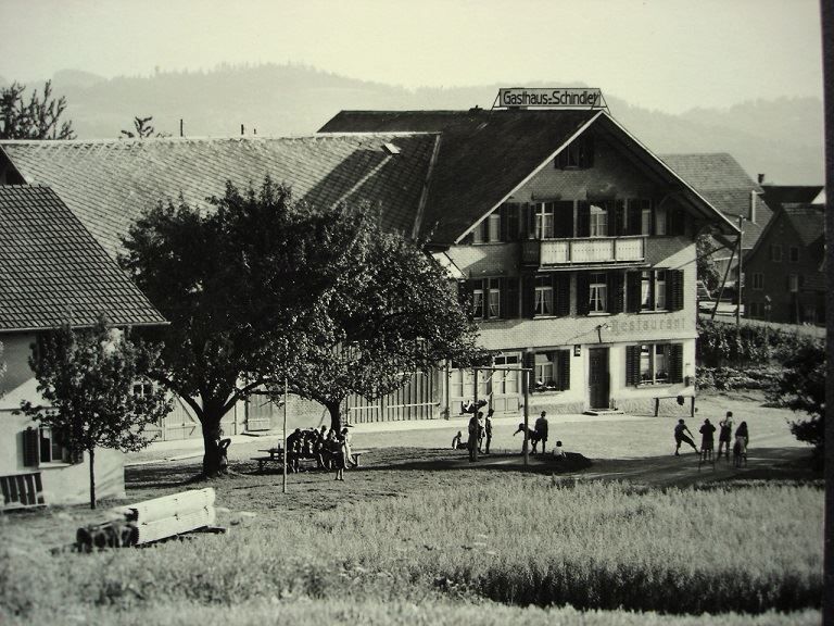 Cartoline postali: BAUMA Restaurant Gasthaus Schindlet – Usato da Jona venduto da philajona 1