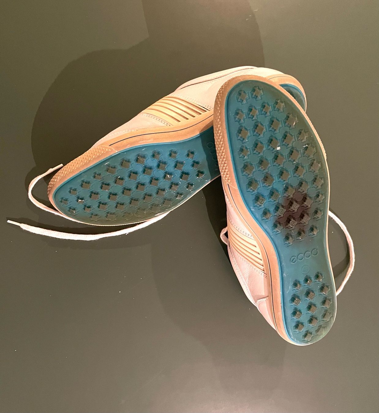 Ecco Scarpe da donna: Chaussures golf dames Ecco 41 – Usato da Genève venduto da flocon06 3