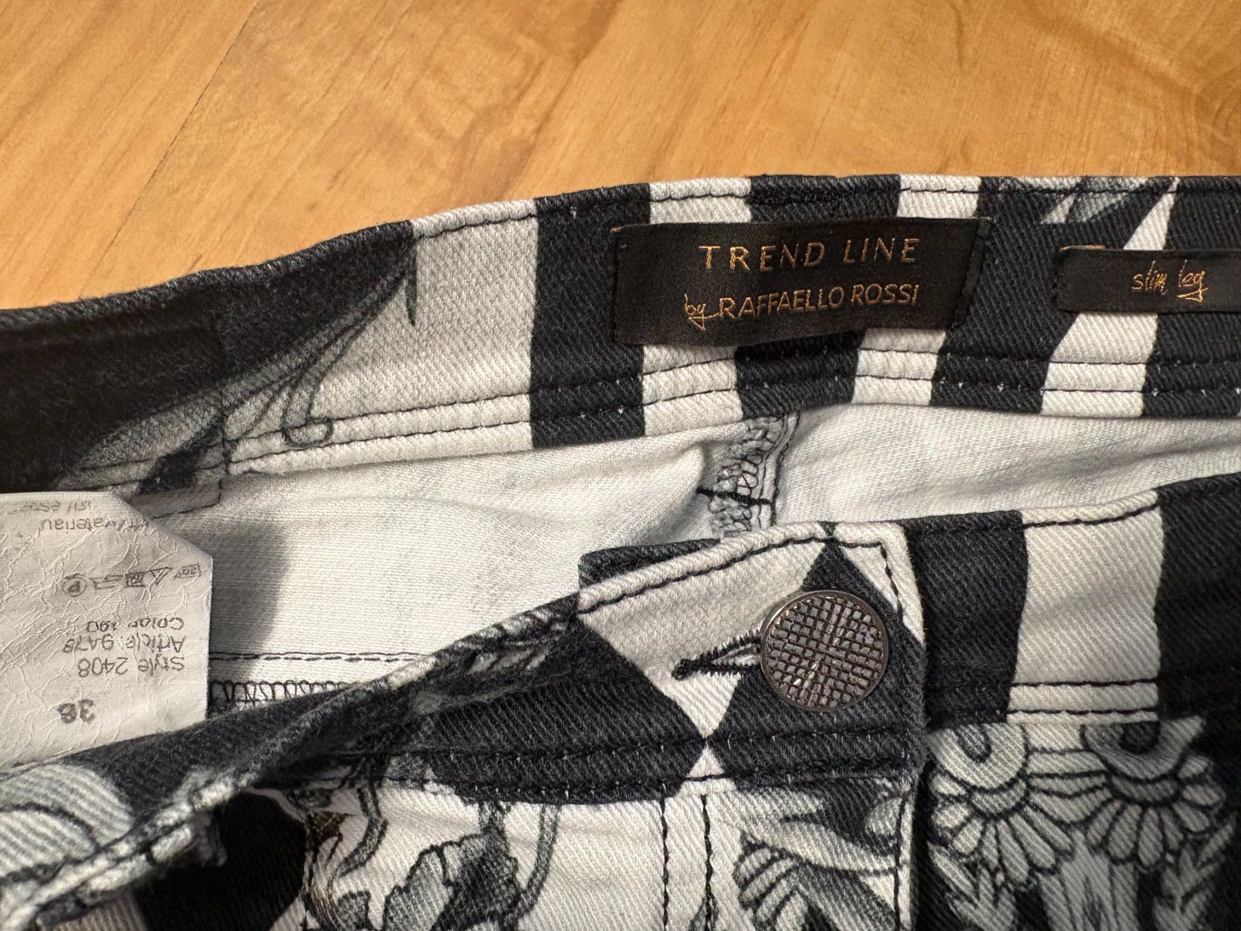 Raffaello Rossi Hosen: Einzigartige Hose RAFFAELLO ROSSI Gr. 38 – Gebraucht aus Willisau von ani_gtk8 2