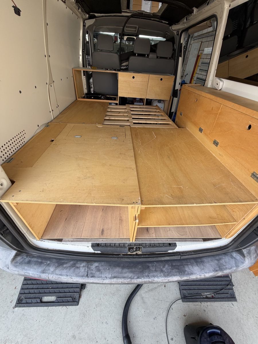 Accessori per altri veicoli: VW T5 Camping Ausbau – Usato da Beckenried venduto da chef3945 2