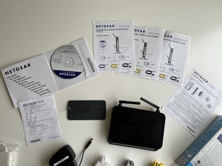 Netgear Modems & Routeurs: Netgear N300 Wireless ADSL2+ MODEM ROUTER - ORIGINALVERPACKT – Neuf avec emballage d'origine à Neuhausen par Ematrix 4