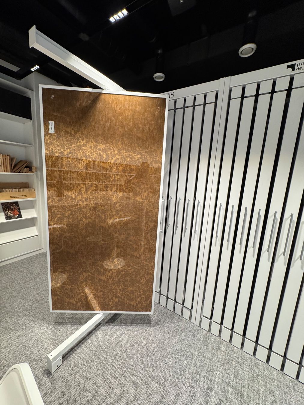 Spielzeuge: PROFESSIONELLES SHOWROOM-DISPLAYMODUL – Gebraucht aus Beckenried von inf_8tgx 3