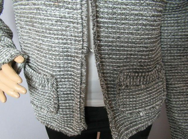 Comma Giacche: Comma Bouclé Jäckchen, Blusen Blazer – Nuovo (secondo la descrizione) da Kreuzlingen venduto da shopaholicatheart_2 3