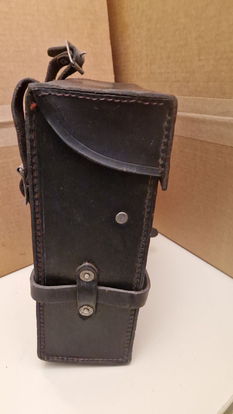 Borse: Vintage Leder Kameratasche – Usato da Zürich venduto da anna.caterina 5