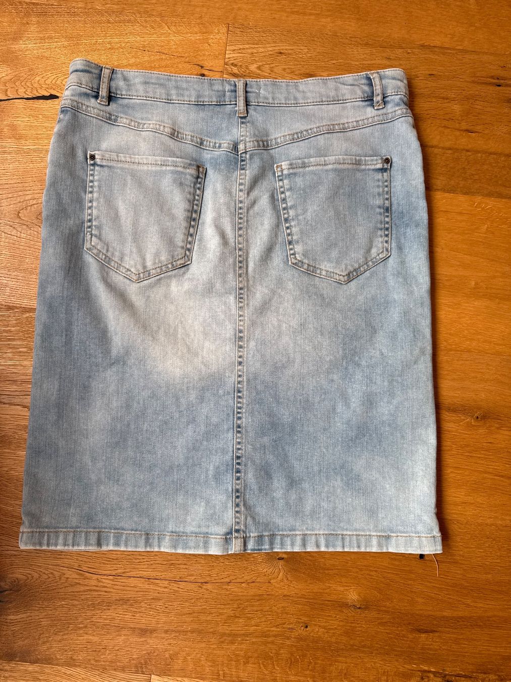 Manor Gonne: jeans jupe – Usato da gurzelen venduto da malu04 2