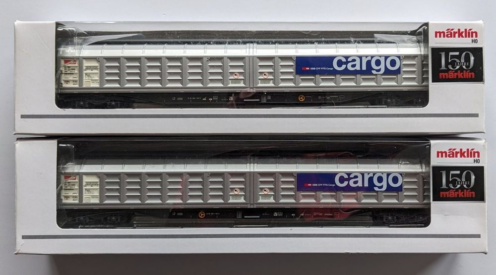 Deux Wagons Märklin 48055 – échelle H0 – Argentés – Neufs