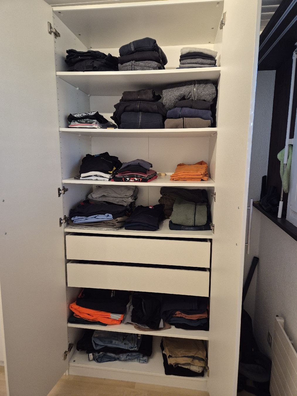 Ikea Armadi: PAX Kleiderschrank weiss – Usato da Derendingen venduto da mburri11 1