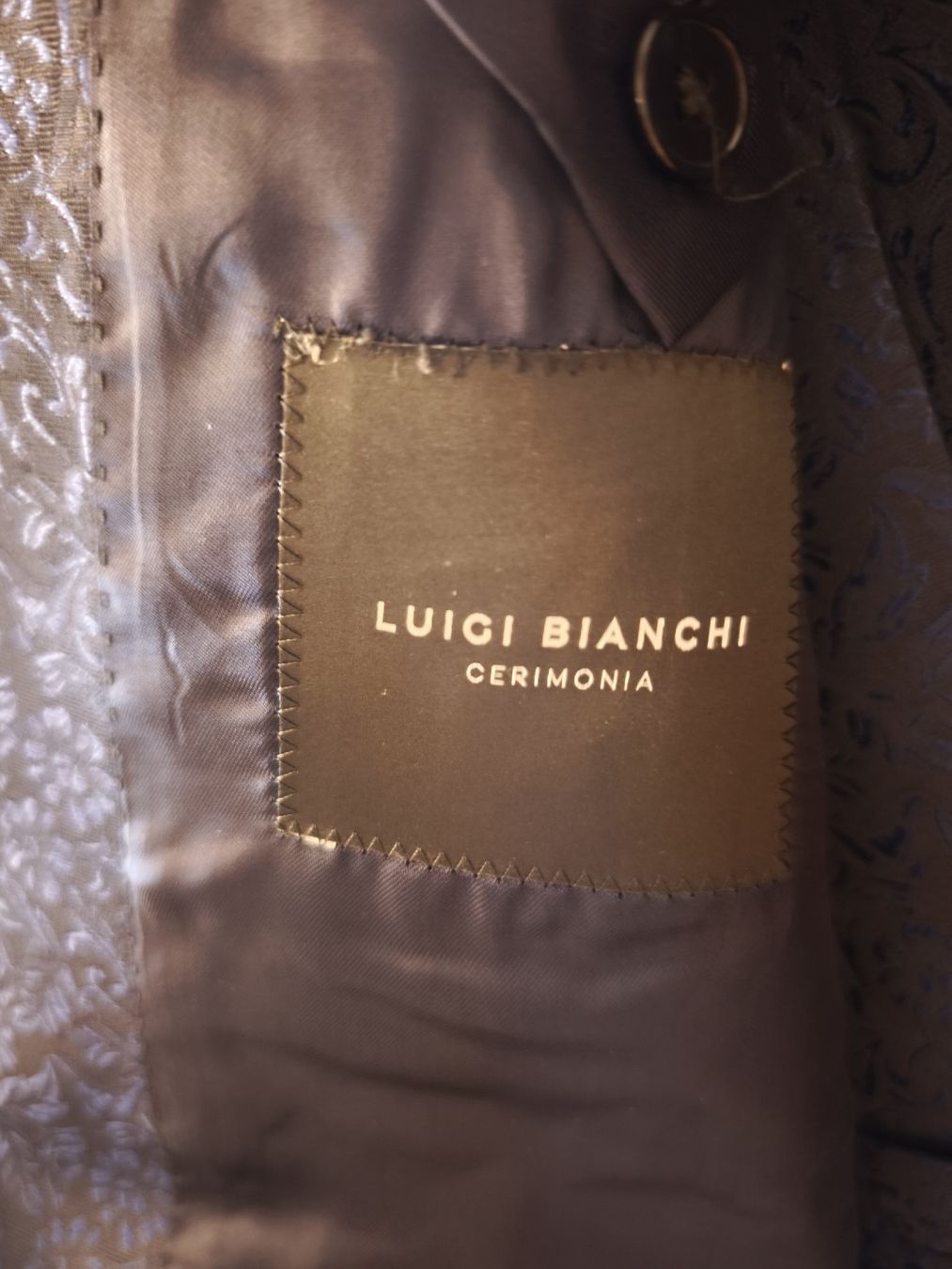 Completi, tute sportive e funzionali: Hochzeitsanzug Luigi Bianchi Cerimonia neuwertig – Nuovo (secondo la descrizione) da Zug venduto da NinoCarrano 7