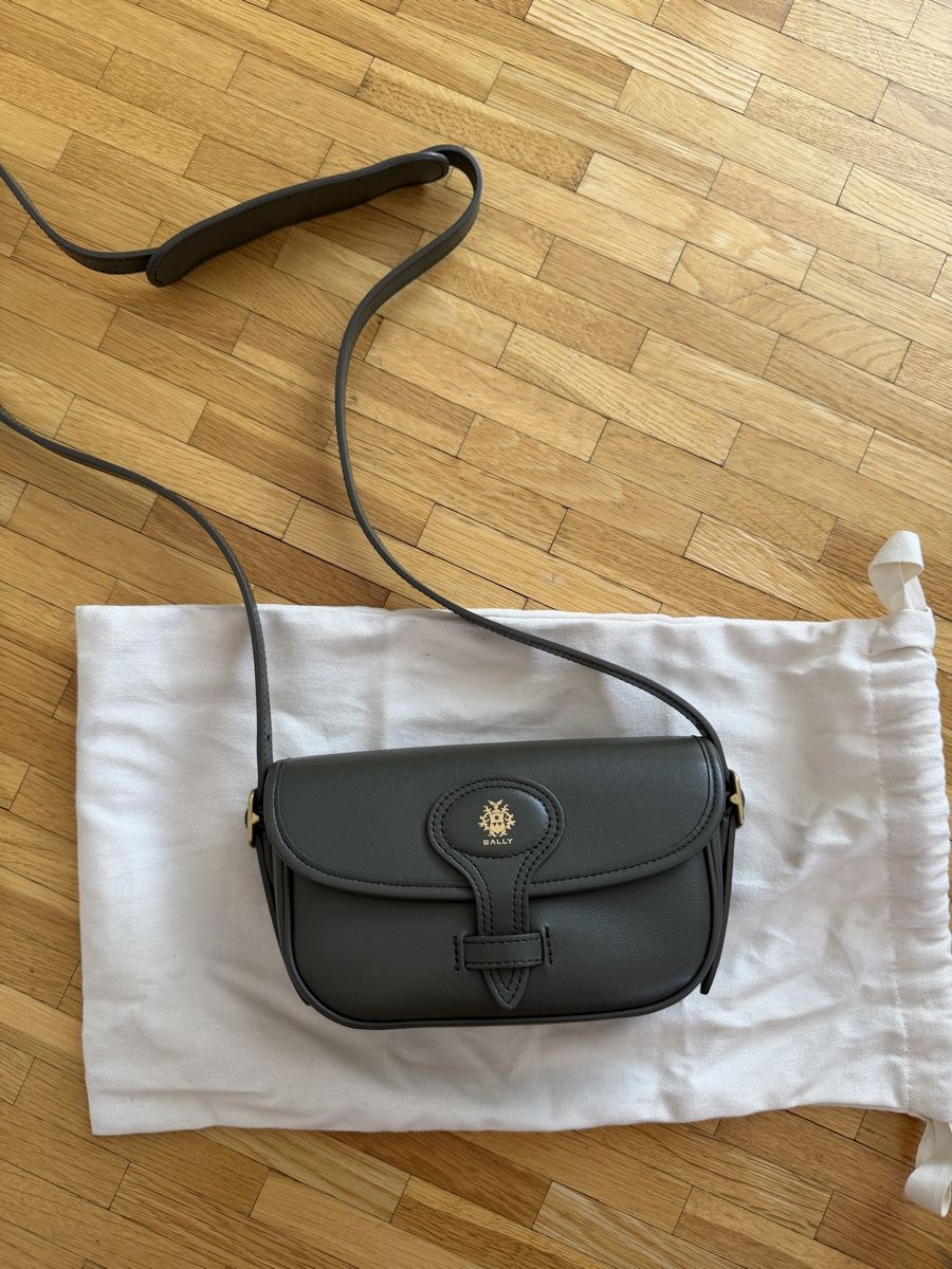 Bally Borse da donna: Bally Beckett mini bag – Nuovo (secondo la descrizione) da Nyon venduto da dasha107