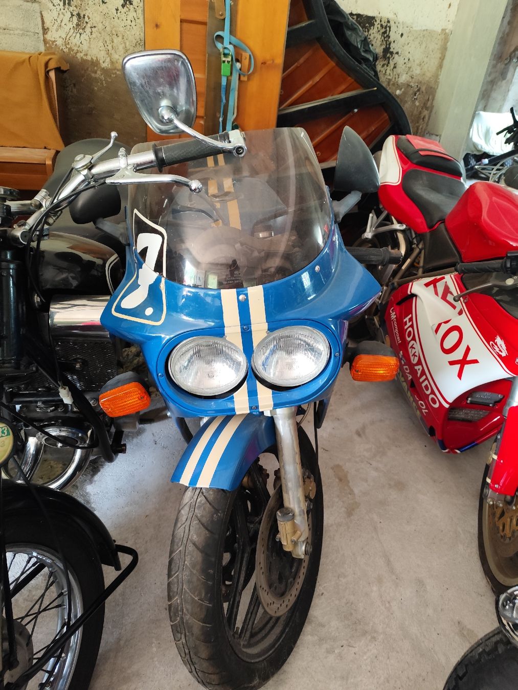 Strasse: Suzuki GSXR 750 de 1985 – Gebraucht aus Vaulion von  3