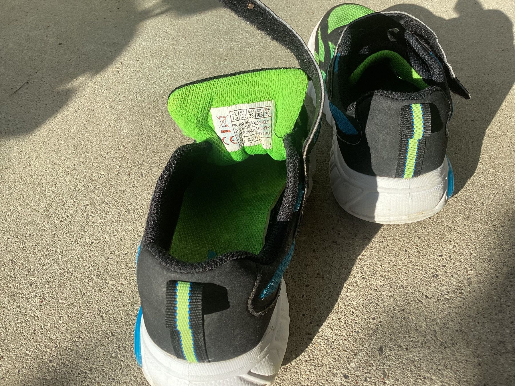 Skechers Scarpe per ragazzi: Skechers LED Gr. 33 – Usato da Männedorf venduto da Molum 6