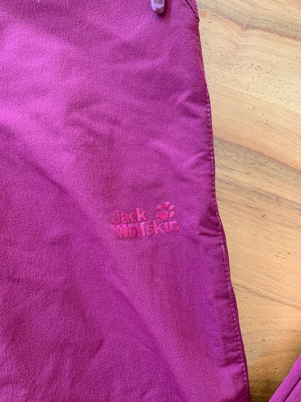 Jack Wolfskin Hosen: JACK WOLFSKIN tolle Wanderhose Beere Gr. 36 – Gebraucht aus Meiringen von luanik 2