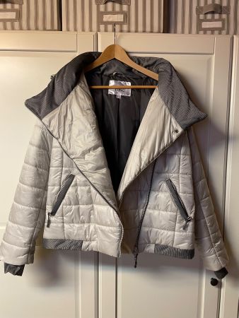 Bpc Steppjacke hellgrau Grösse 40 neuwertig
