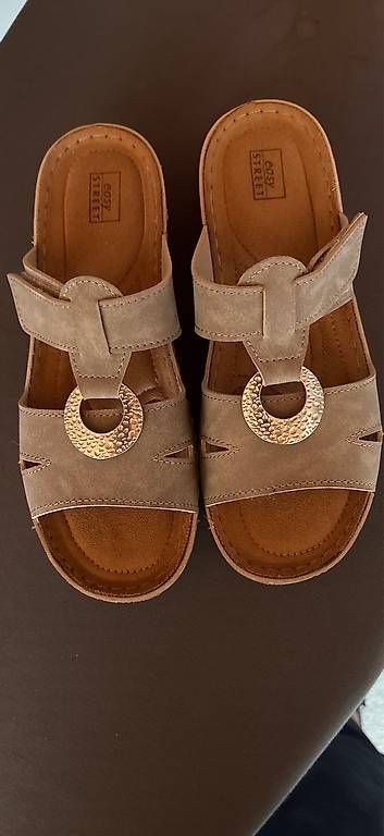Damenschuhe: Sommer Pantolette Gr 42 – Gebraucht aus Zofingen von Relaxed43
